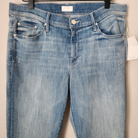 NWT MOTHER | The Weekender Fray Jeans in Twenty-Eight and a Half Wishes - Sz 32 - Picture 2 of 15